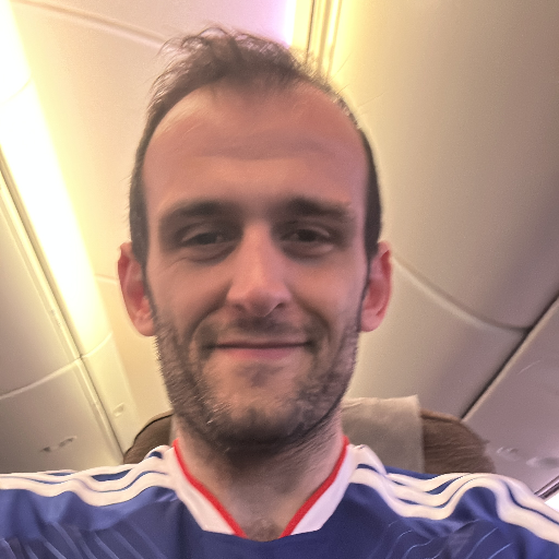 akinyardim profil fotoğrafı